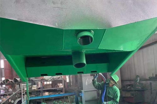 礦山設備耐磨聚脲涂料噴涂施工